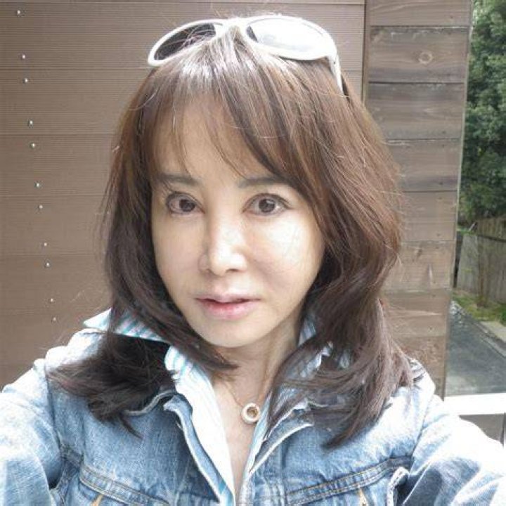 「西尾 由佳理 パンチラ」疑惑は何を意味するのか——情報の真偽と責任